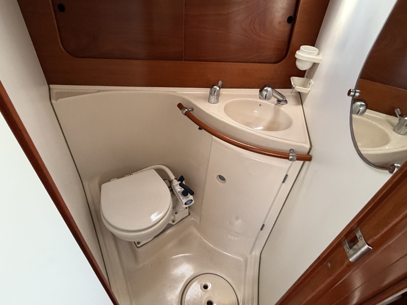 foto: 15 Beneteau Oceanis 321