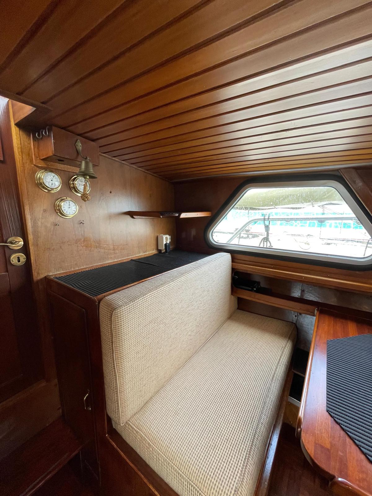 foto: 9 Beja Beja Kruiser Silverbird 8.45 OK