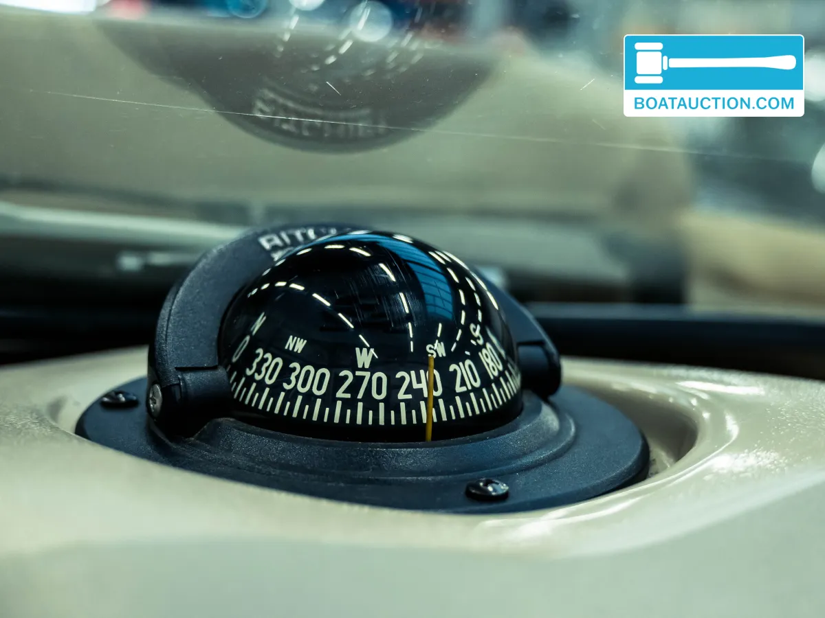 foto: 19 Sea Ray 200 Signature