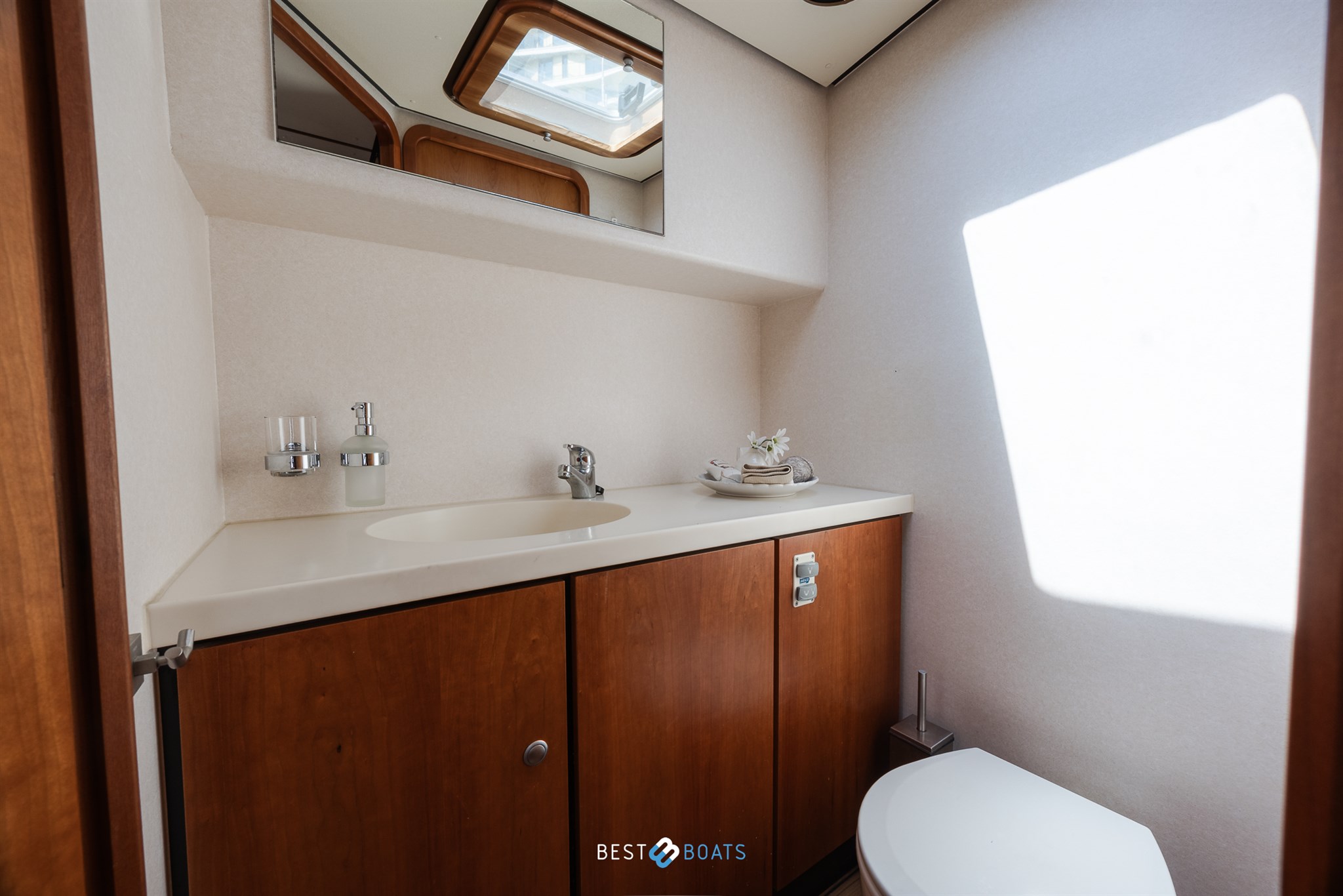 foto: 18 Linssen Grand Sturdy 40.9 AC