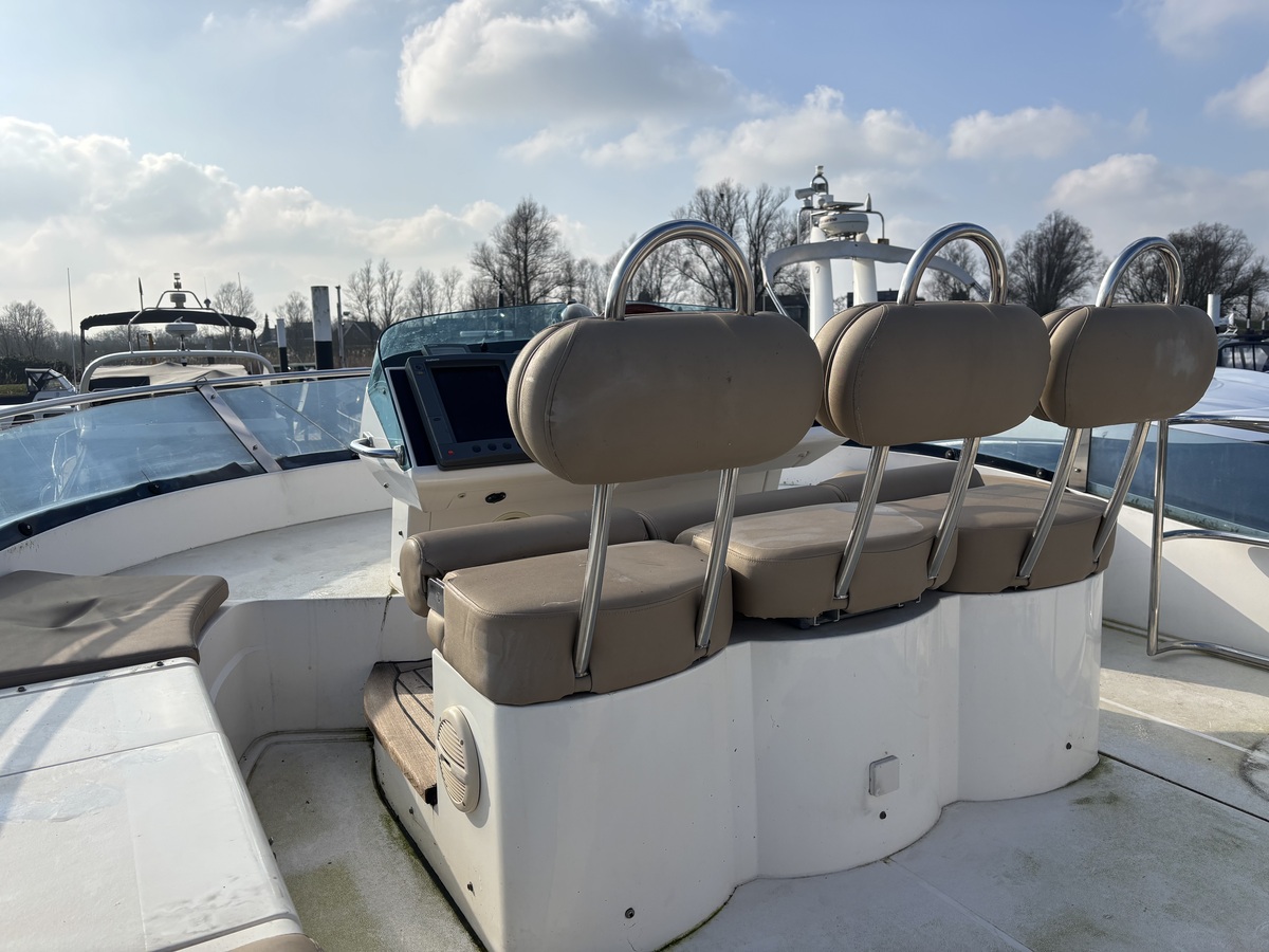 foto: 13 Fairline Squadron 52