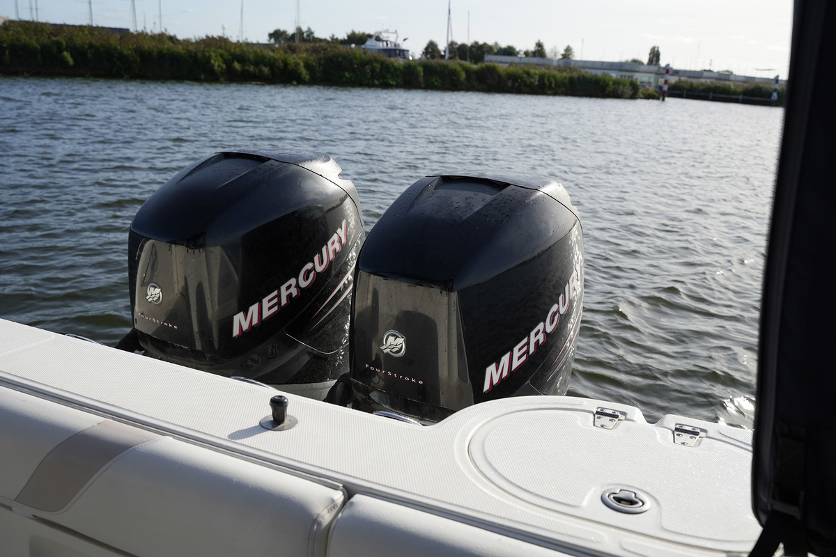 foto: 23 Boston Whaler 285 Conquest