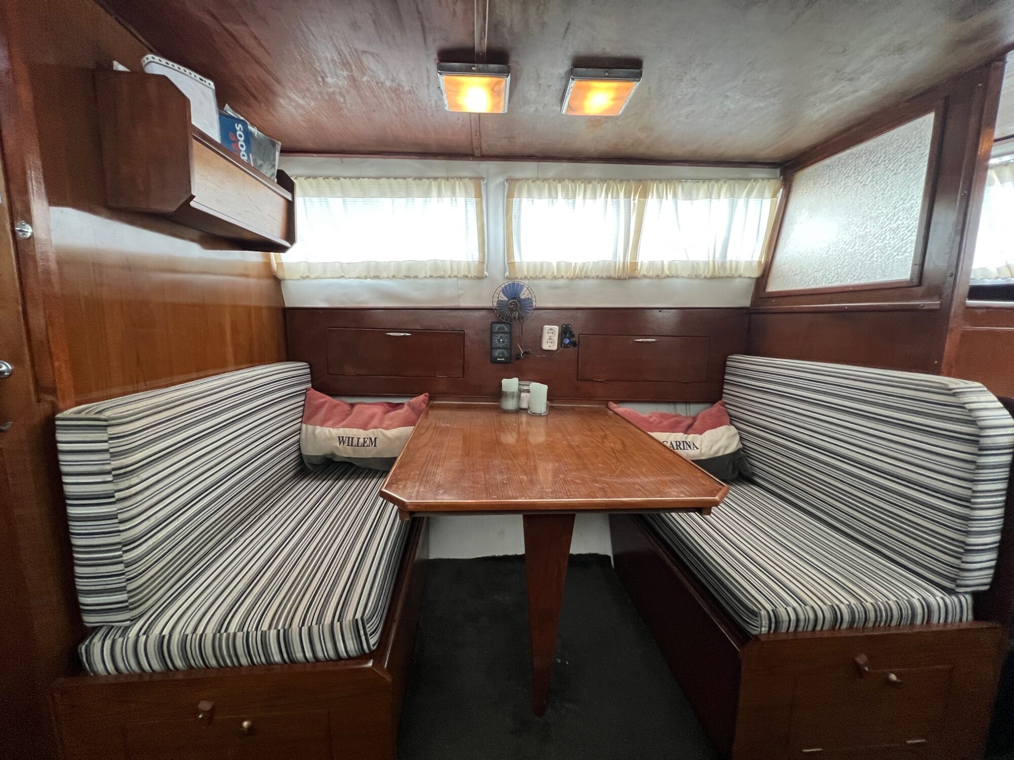 foto: 13 Princess Princess 32 OK