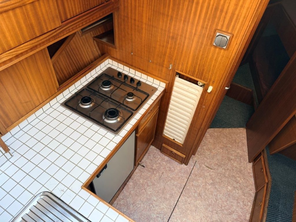 foto: 12 Vri-Jon 1200 AK