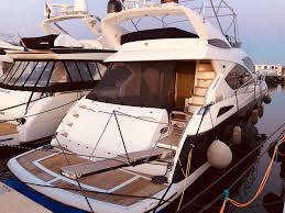 foto: 13 Sunseeker Manhattan 60