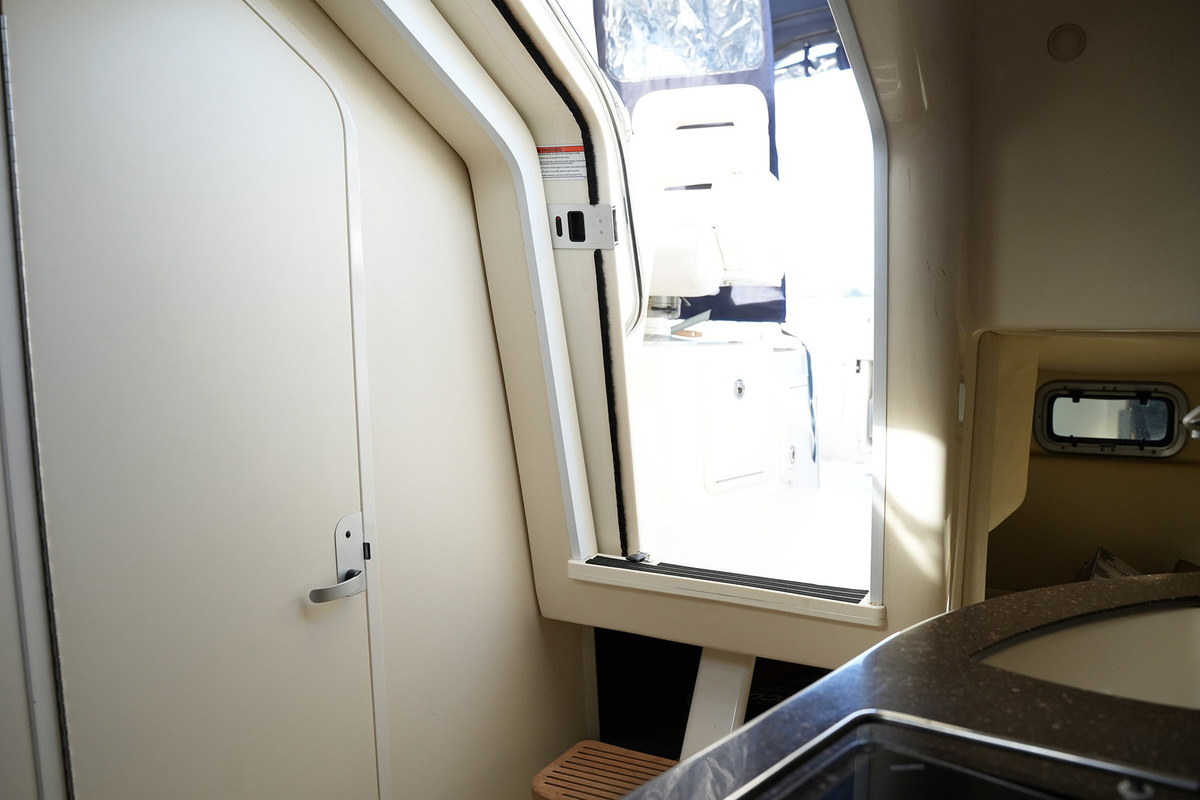 foto: 24 Boston Whaler 285 Conquest