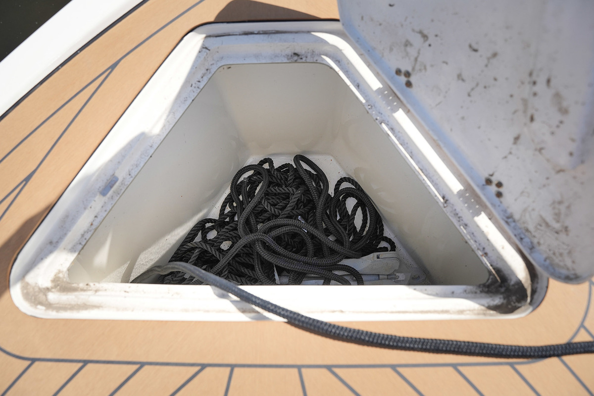 foto: 25 Interboat Intender 820