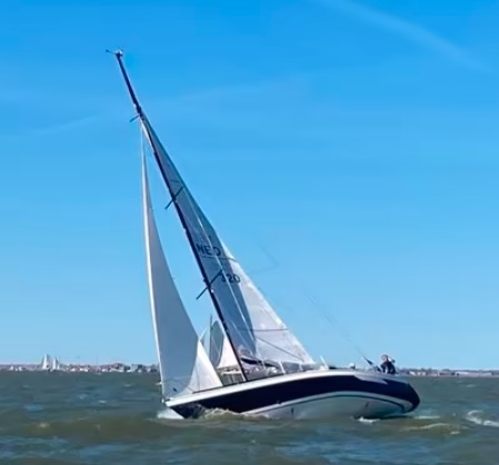 foto: 5 Dehler  DB 2