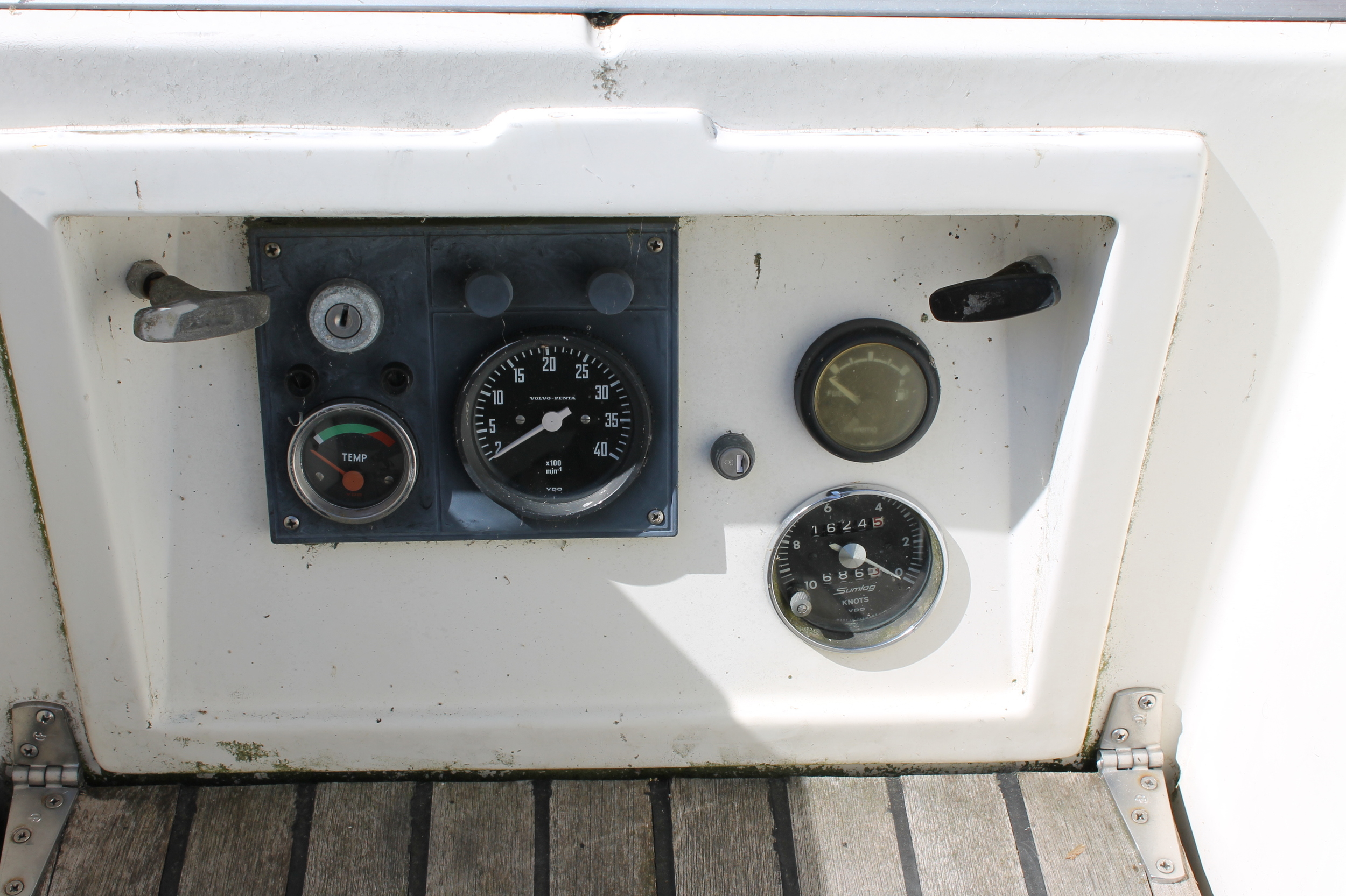 foto: 27 Contest 30 B