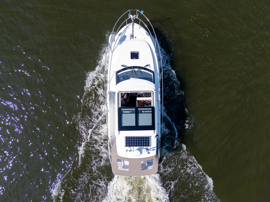 foto: 12 Jeanneau NC 9