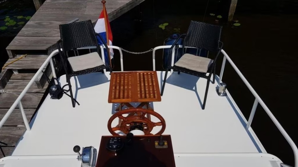 foto: 6   Target 10.5 motorkruiser