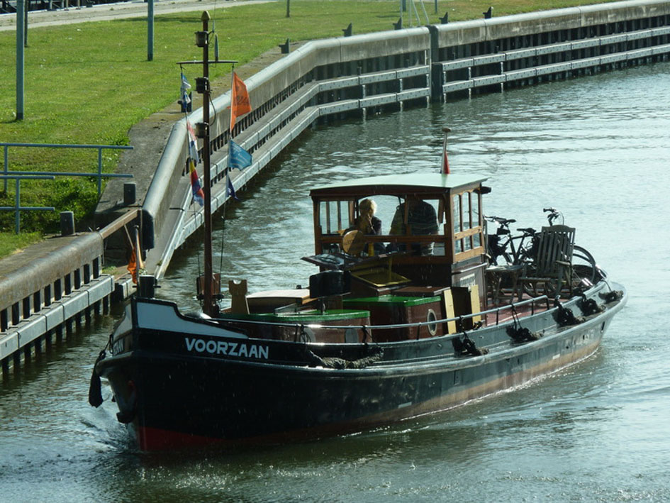 foto: 19 Sleepboot Amsterdammer 13.97