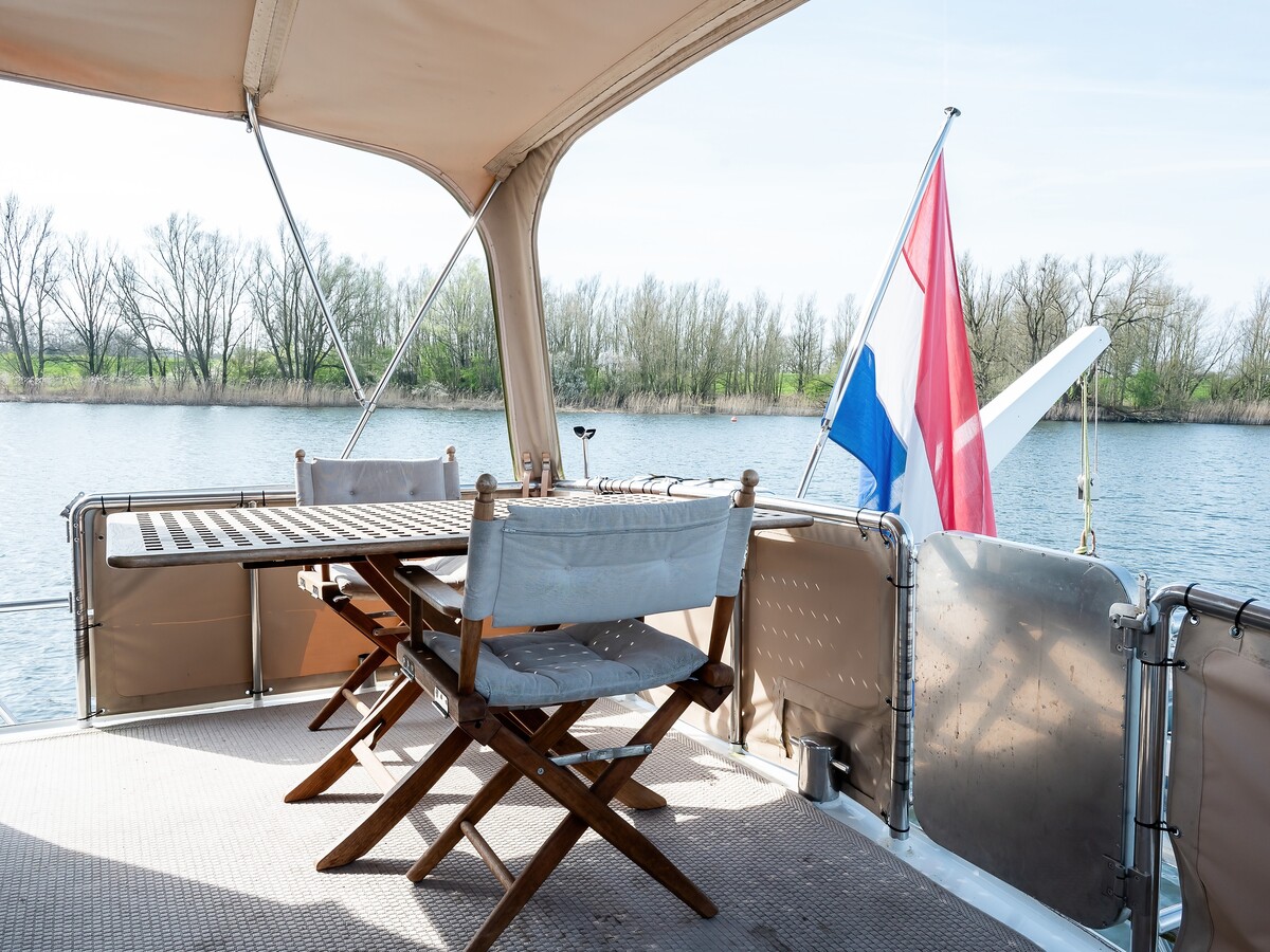 foto: 16 Laancruiser 2100