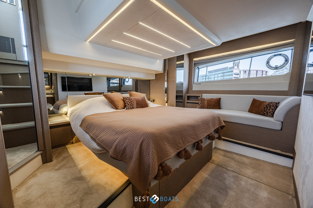 foto: 39 Prestige 520 FLY