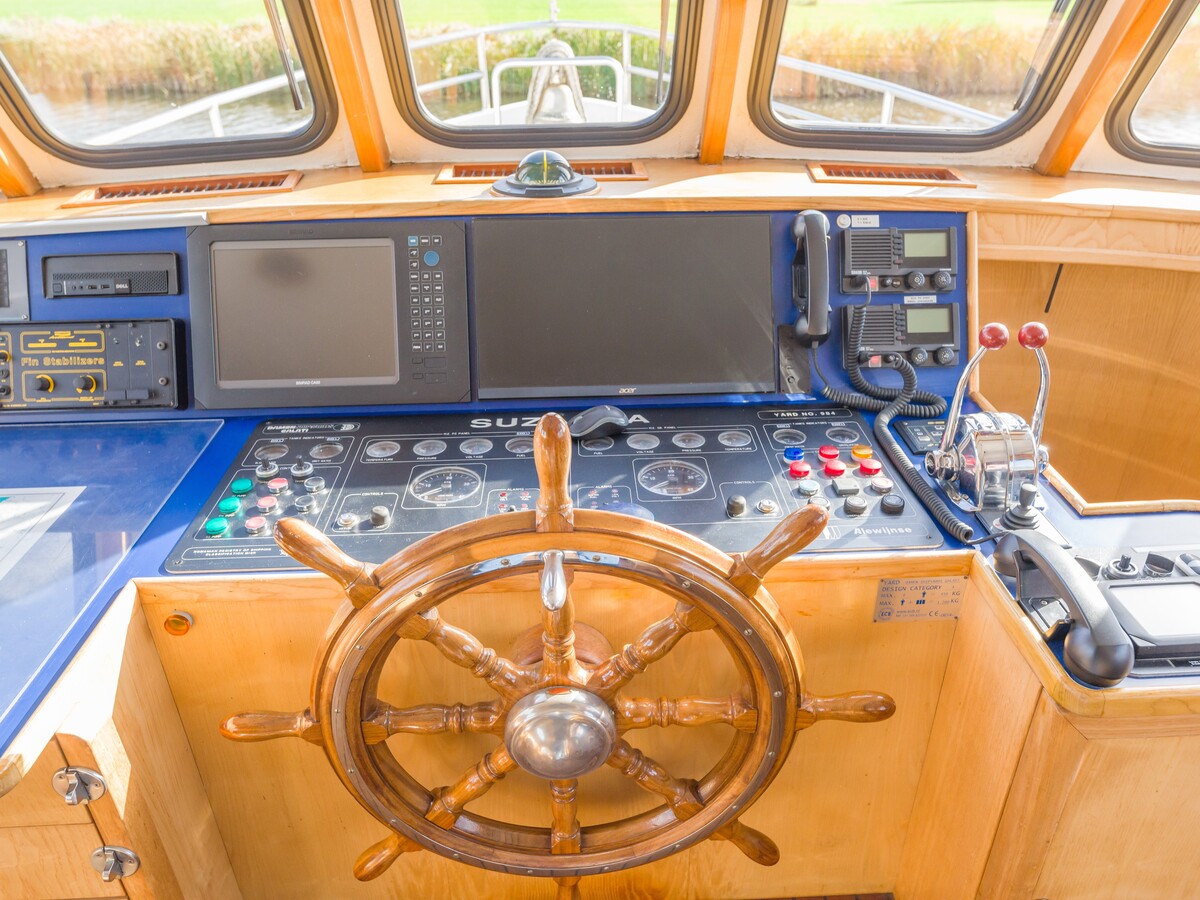 foto: 7 Vripack  Trawler 15.75 