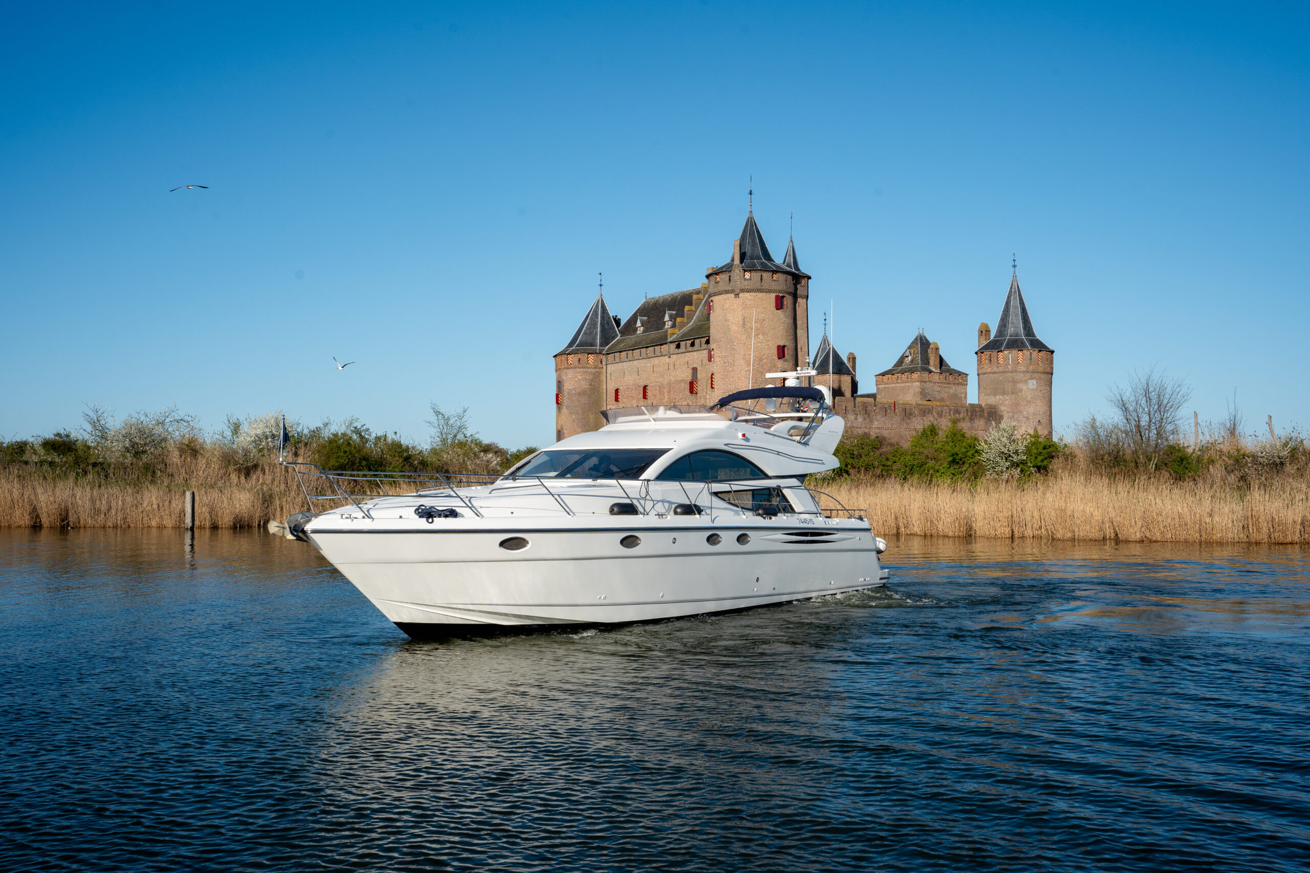 foto: 11 Fairline Phantom 50