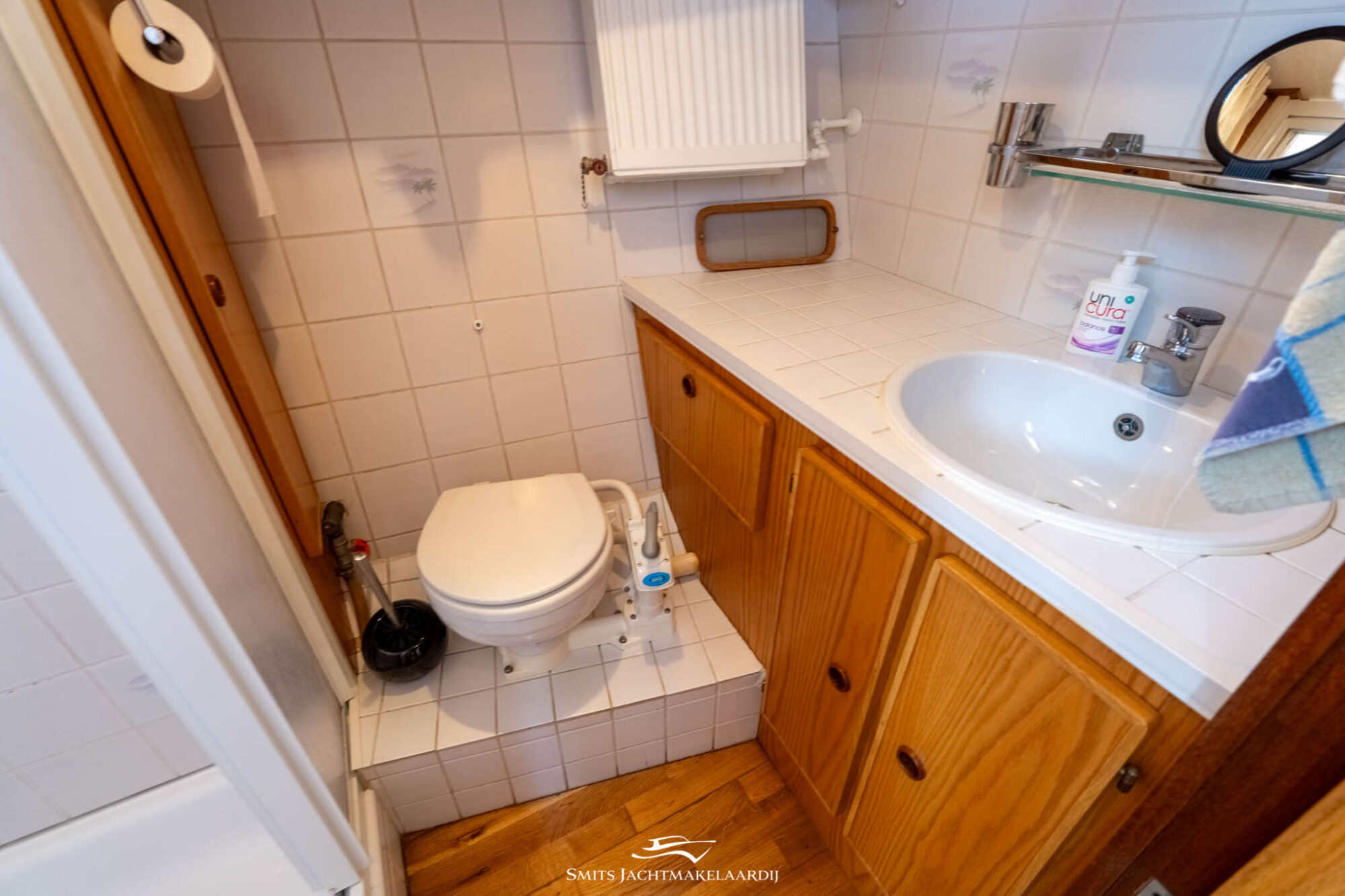 foto: 17 Monty Bank Monty Bank Pi-Ja 42