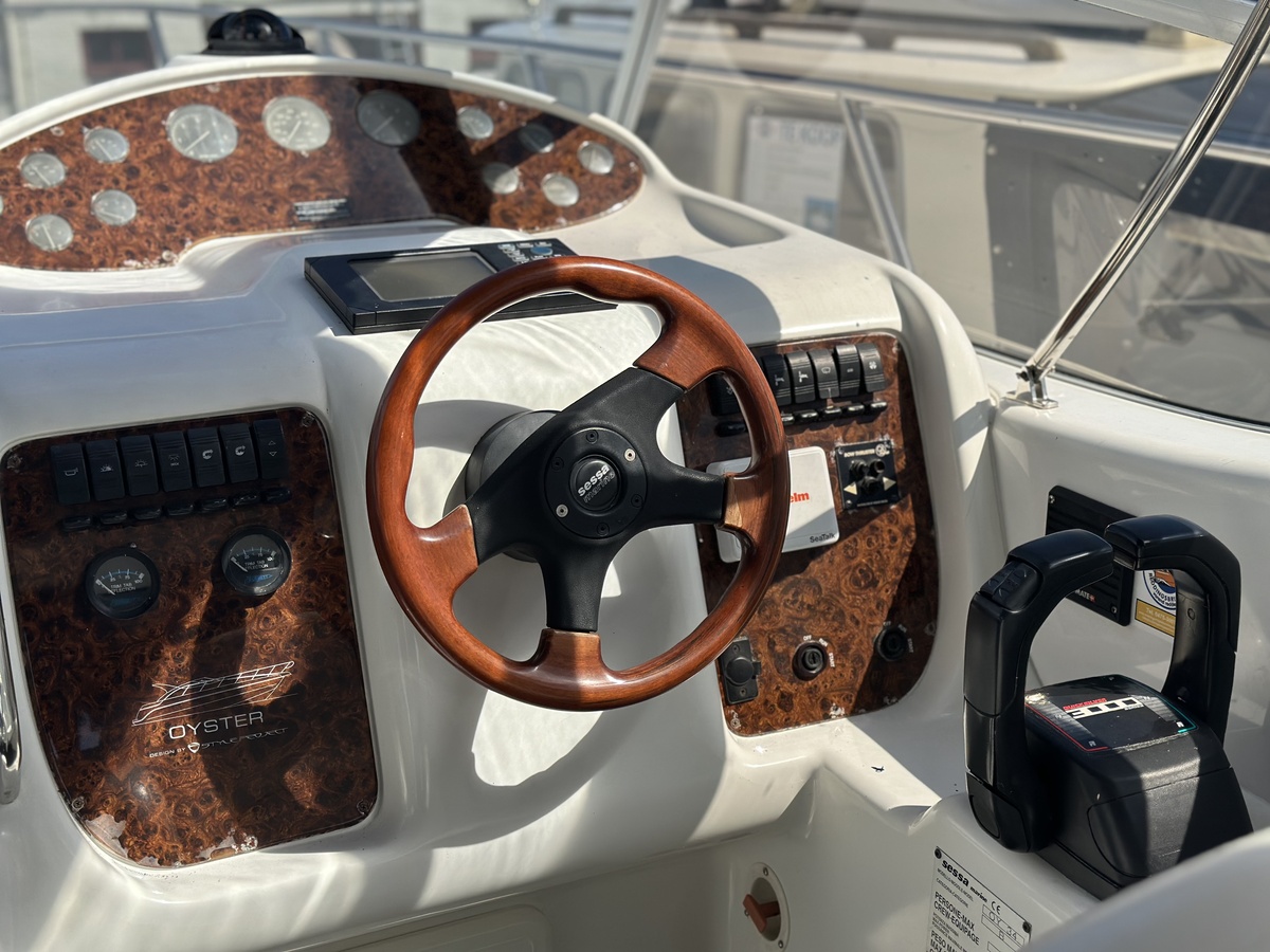 foto: 8 Sessa 34 Oyster 