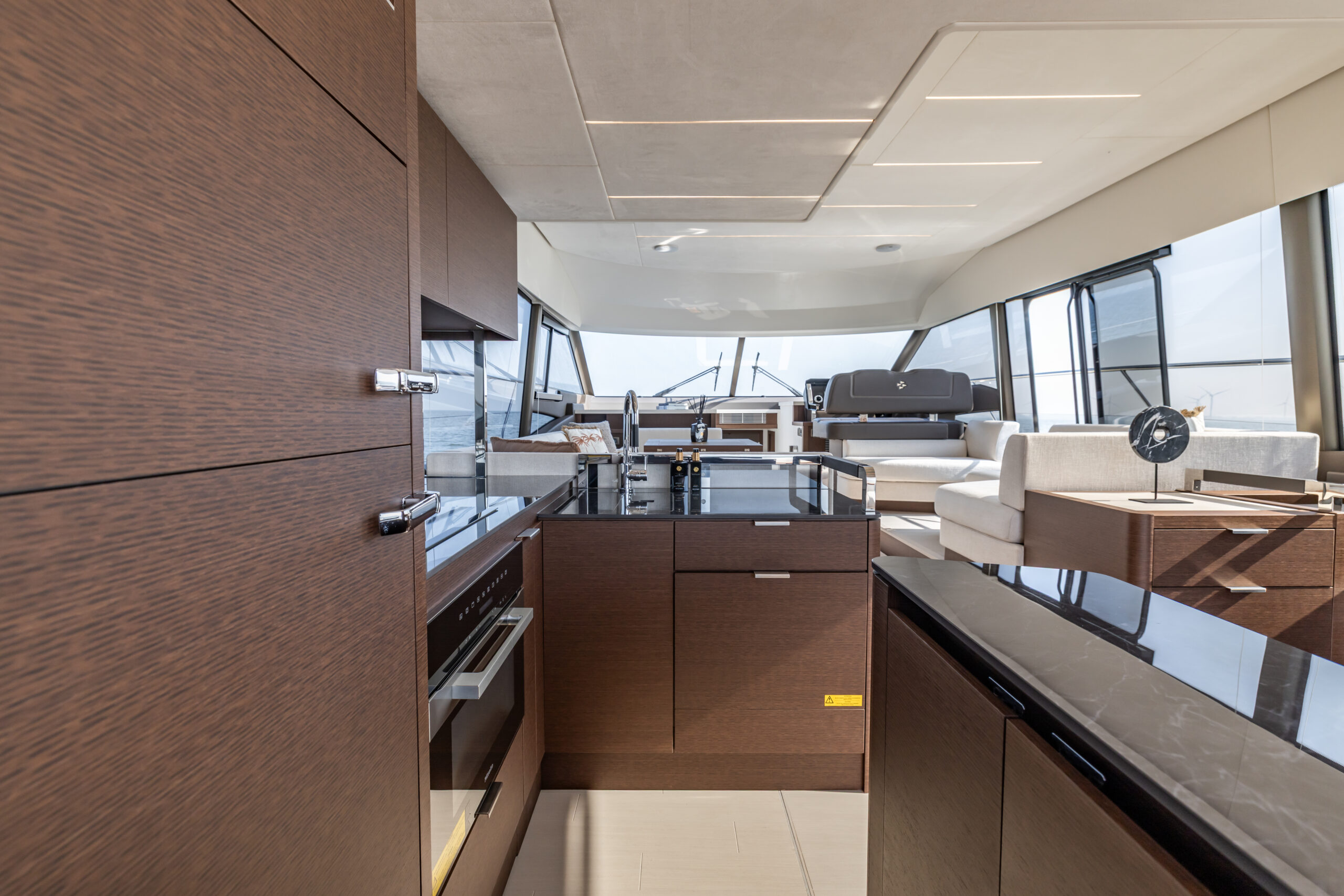 foto: 29 Prestige 590