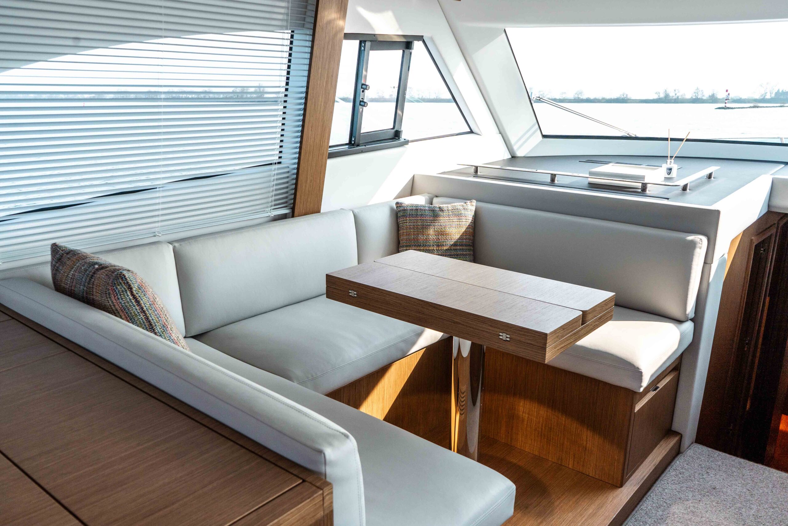 foto: 20 Solaris Power 48 Coupé