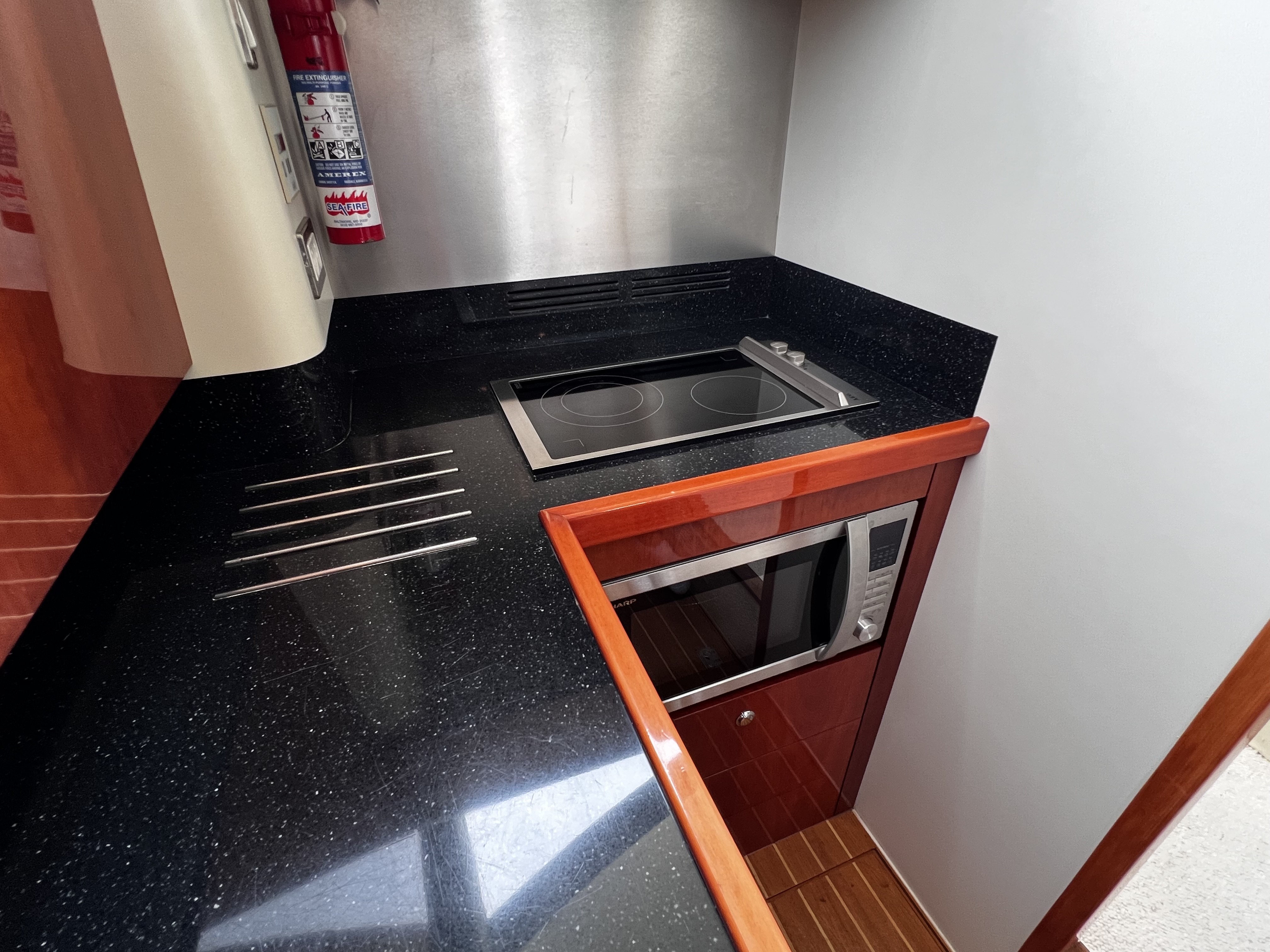 foto: 17 Fairline Phantom 46