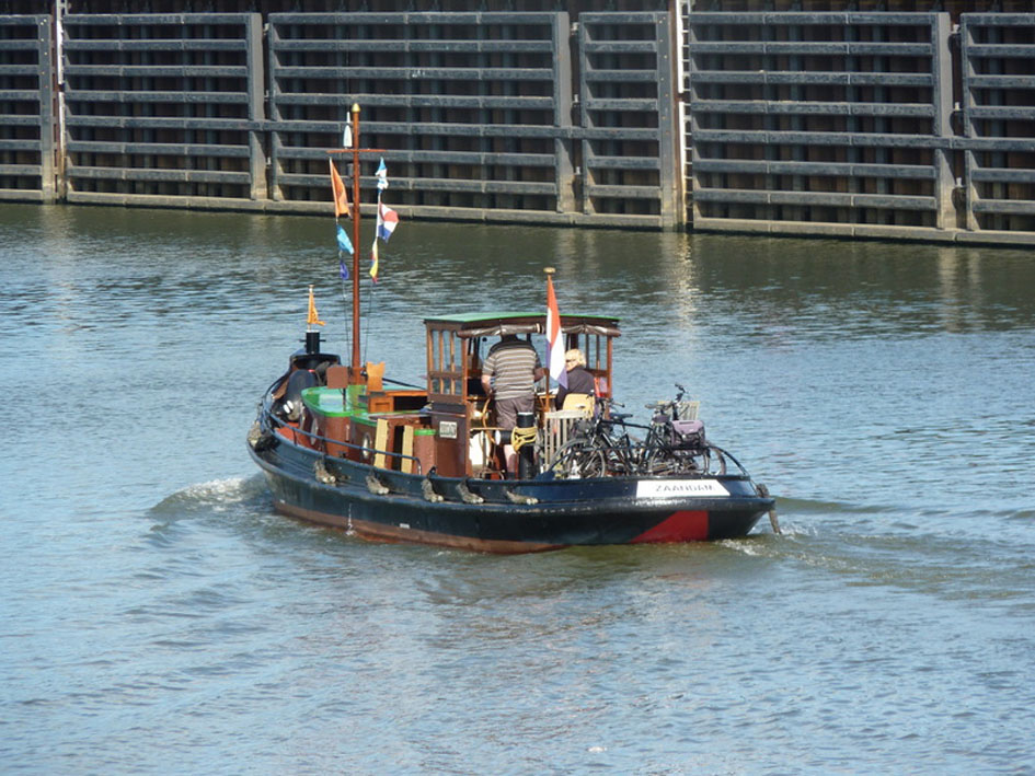 foto: 21 Sleepboot Amsterdammer 13.97