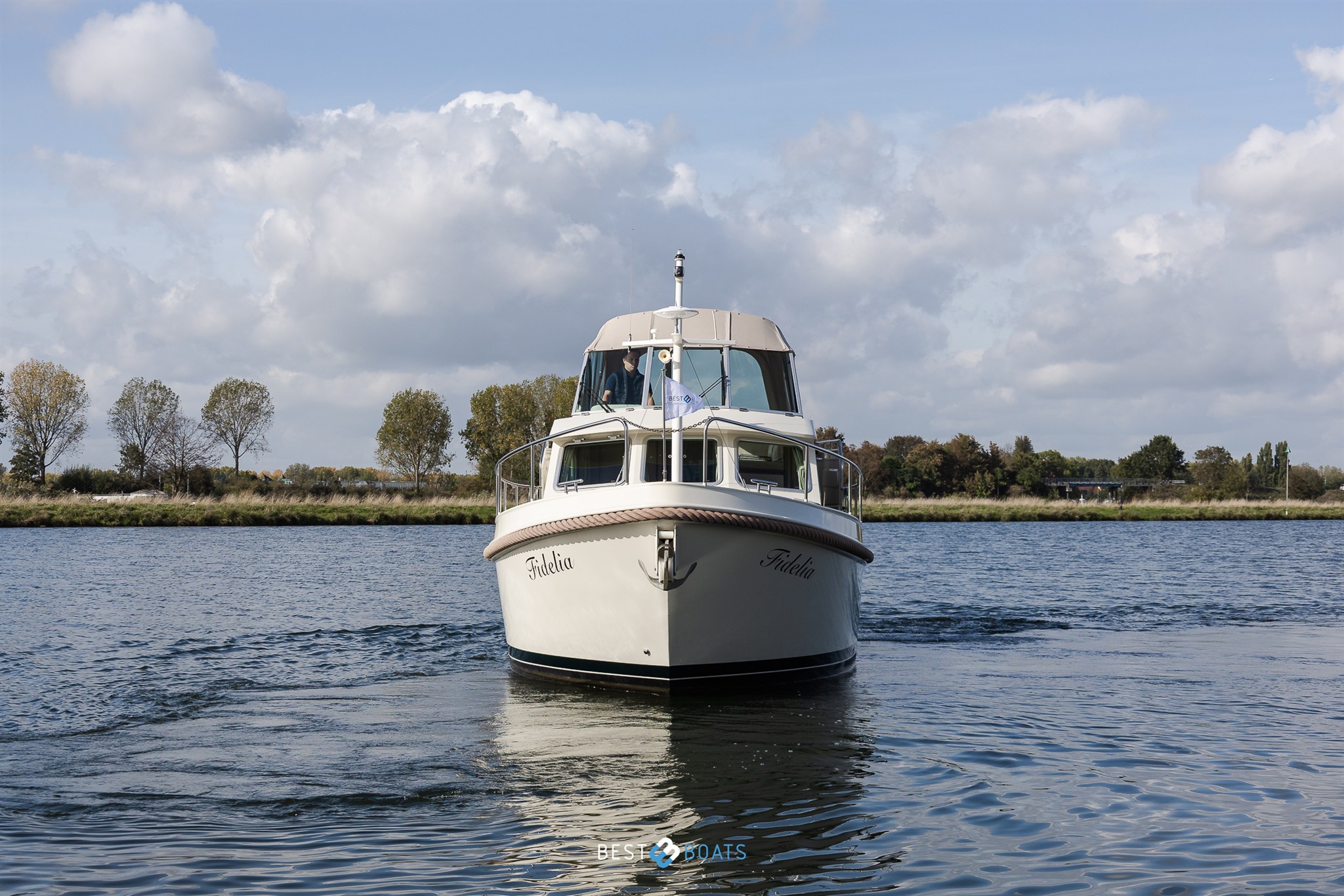 foto: 33 Linssen Grand Sturdy 35.0 AC