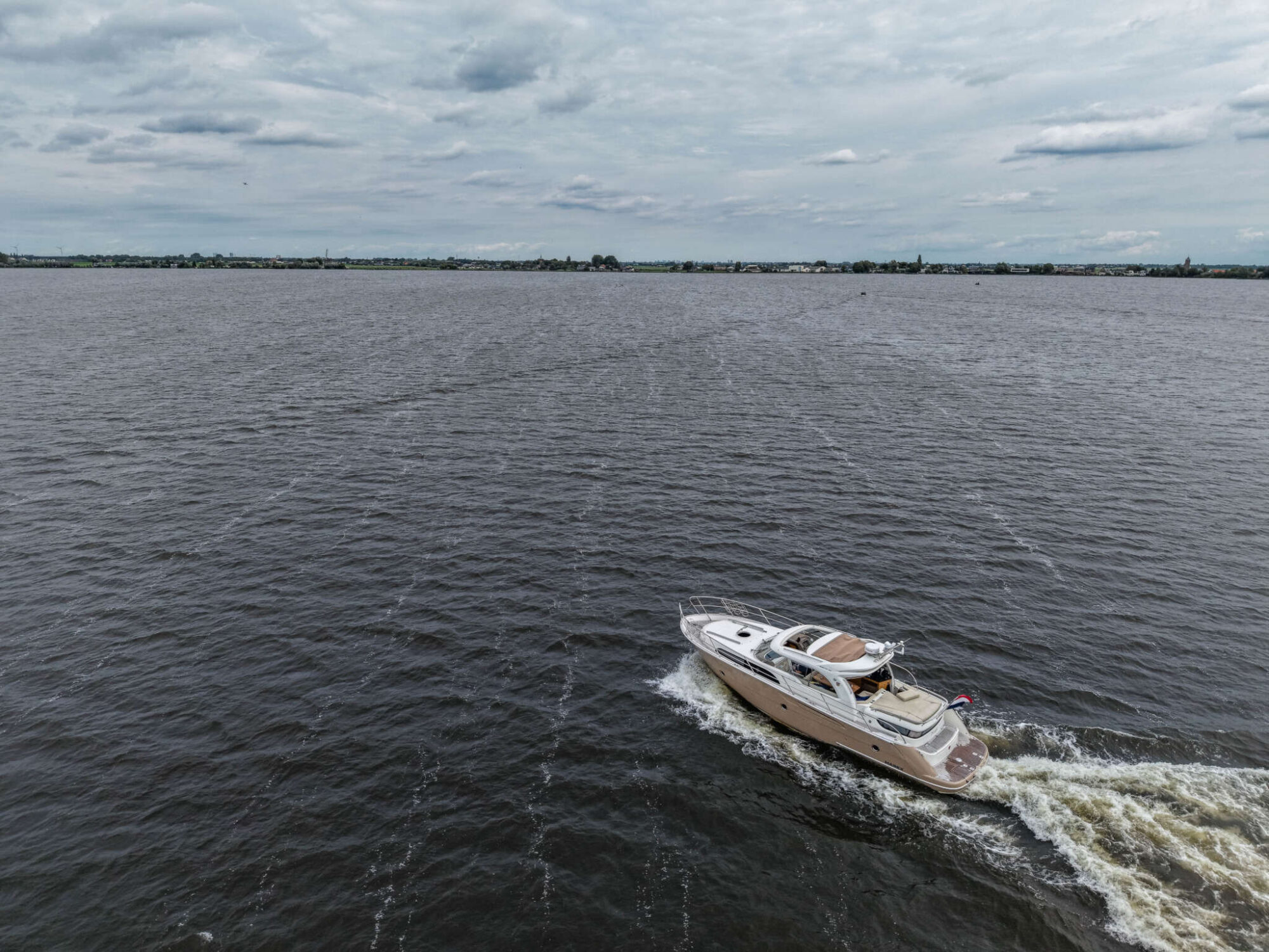 foto: 27 Marex Marex 370 ACC