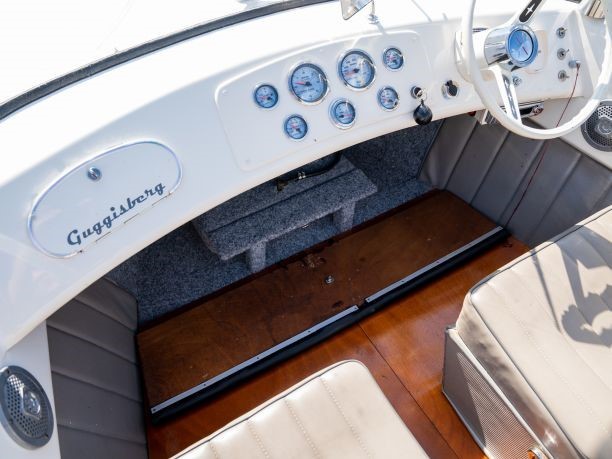 foto: 13 Guggisberg Motorboten Impala Runabout 595