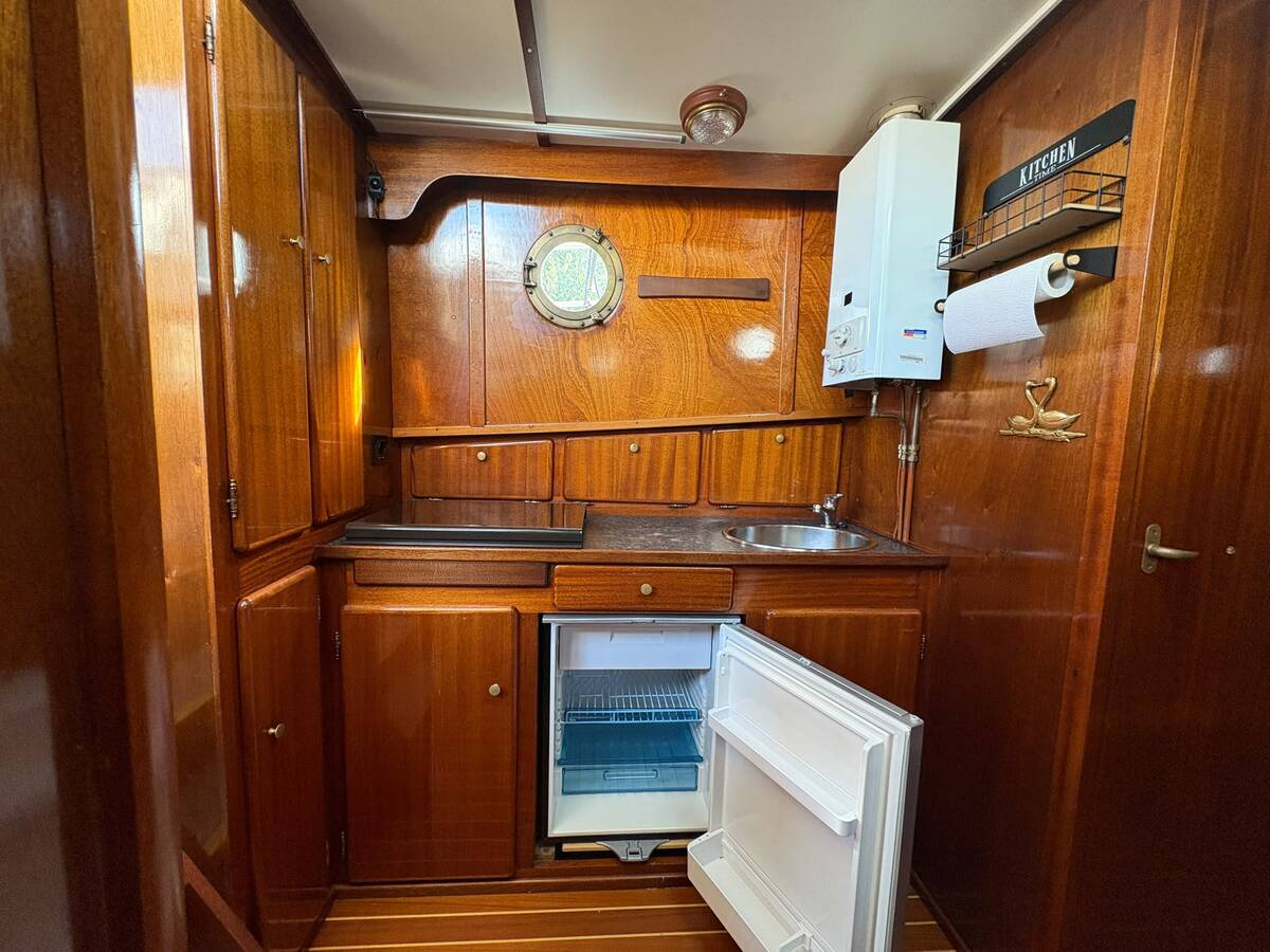 foto: 12 Linssen  st. Josef 1050