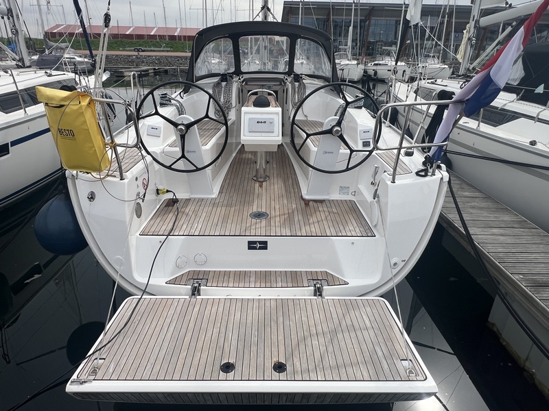 foto: 17 Bavaria Cruiser 34-2