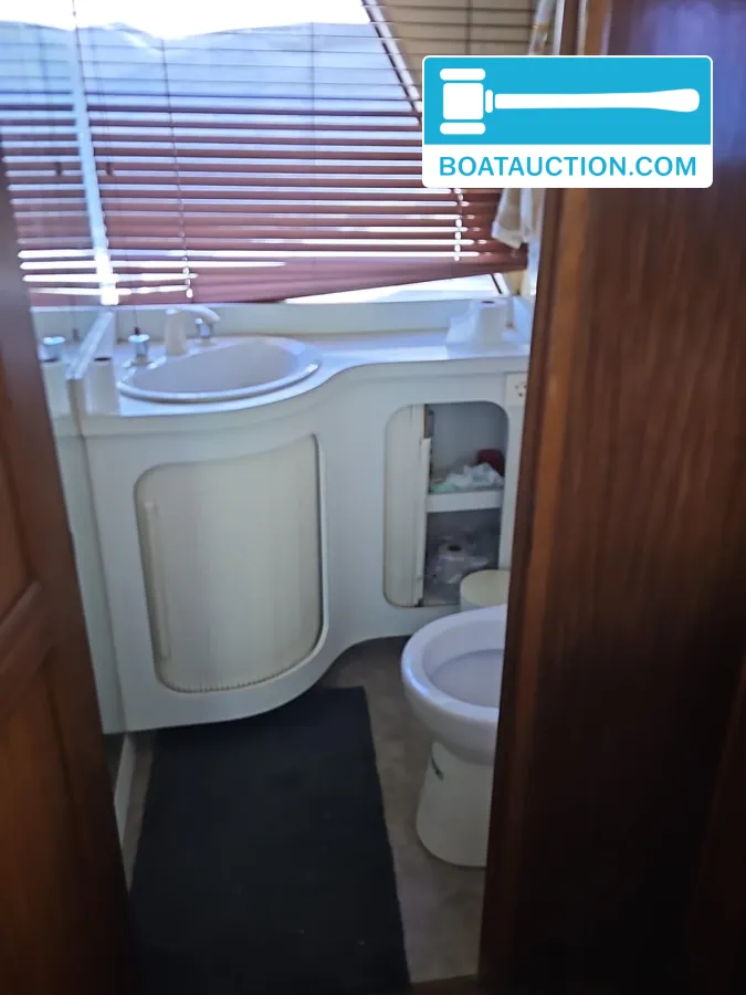 foto: 10 Hatteras 72