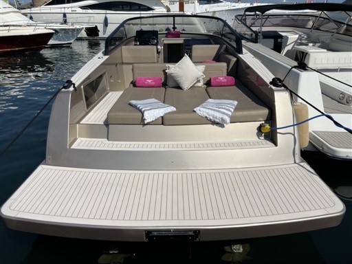 foto: 20 Vandutch 32