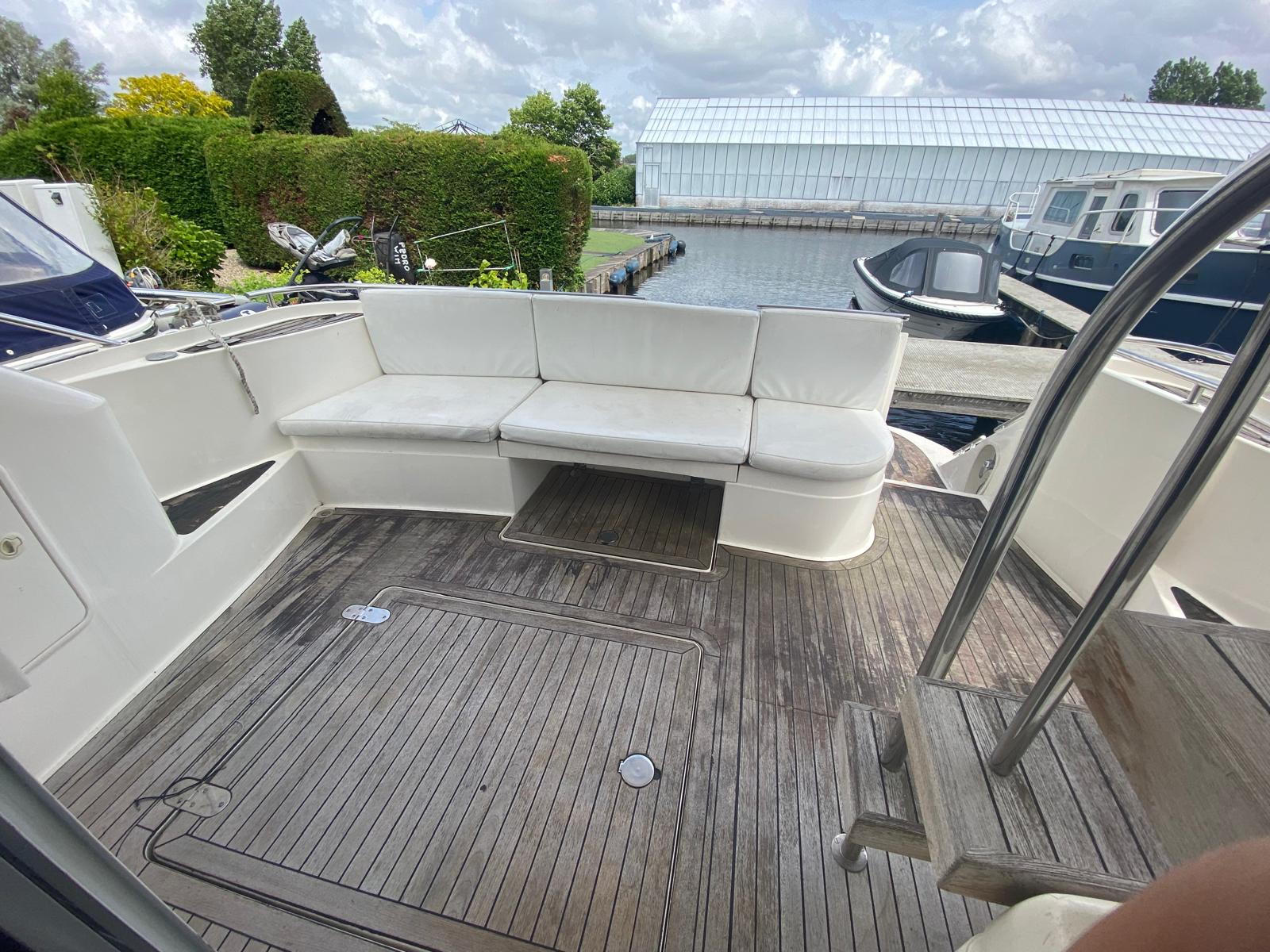 foto: 6 Fairline Phantom 43