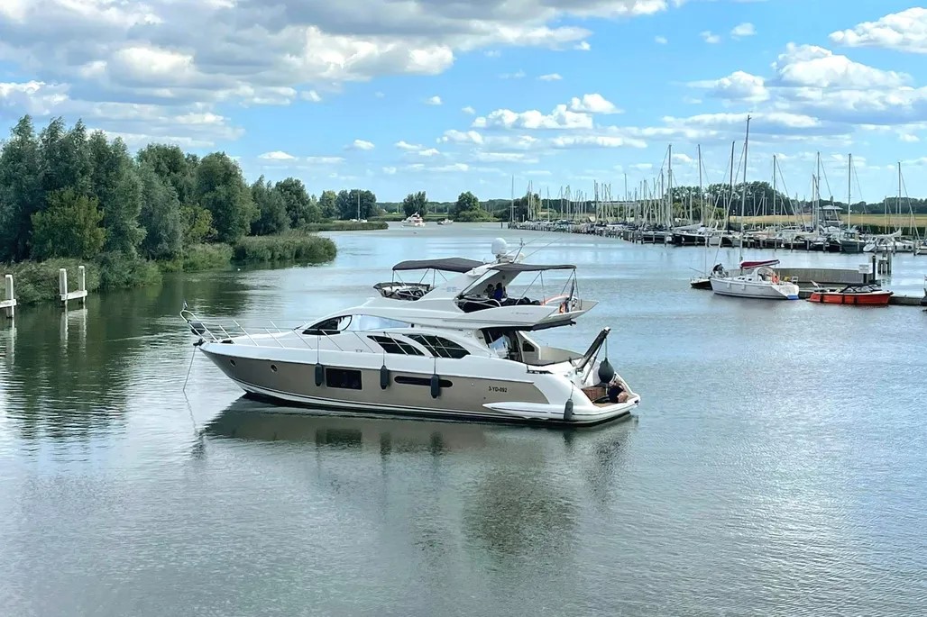 foto: 11 Azimut  55 EVO