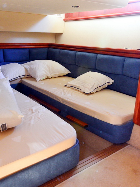 foto: 9 Fairline Phantom 50