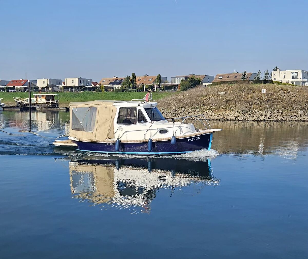 foto: 9 Rasker Sloop 700