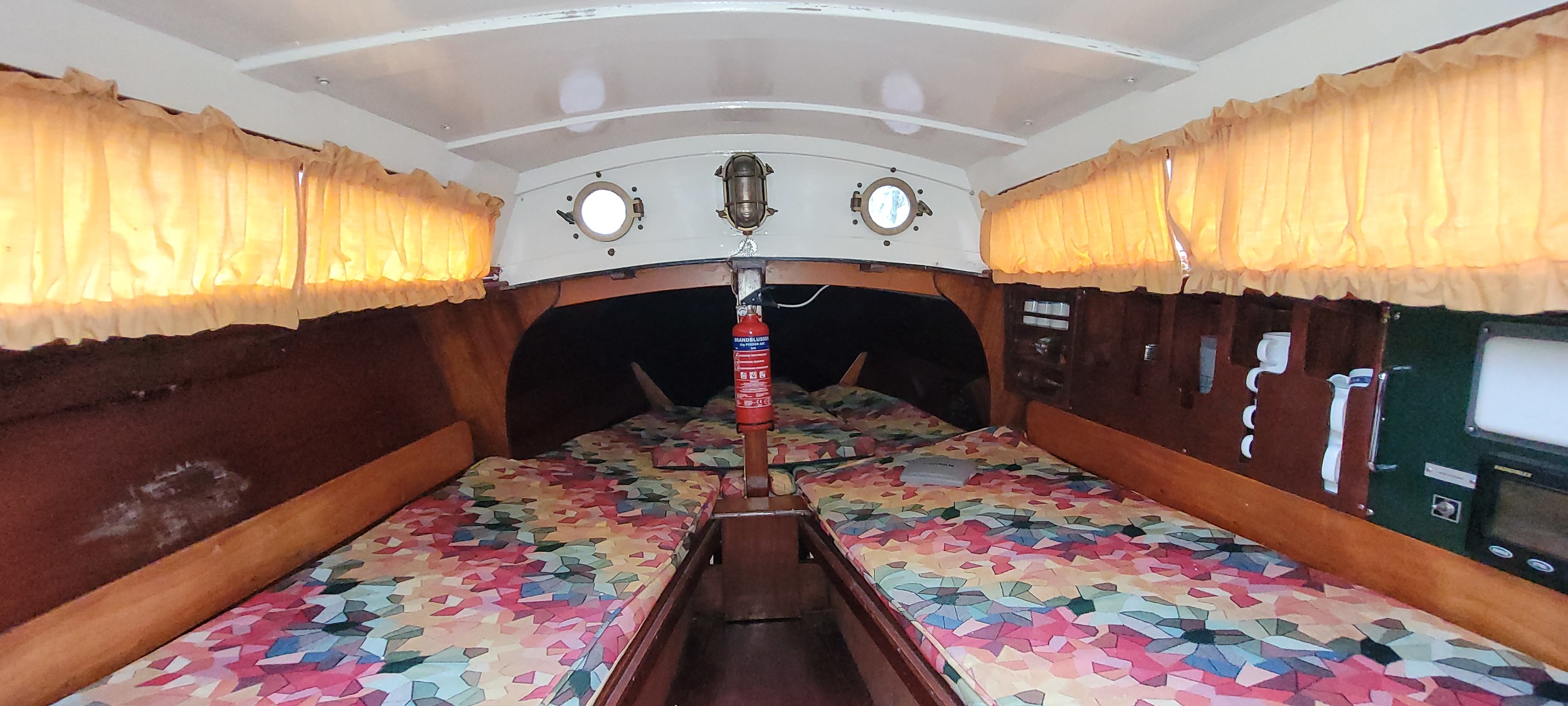 foto: 31 Waarschip 600 SV