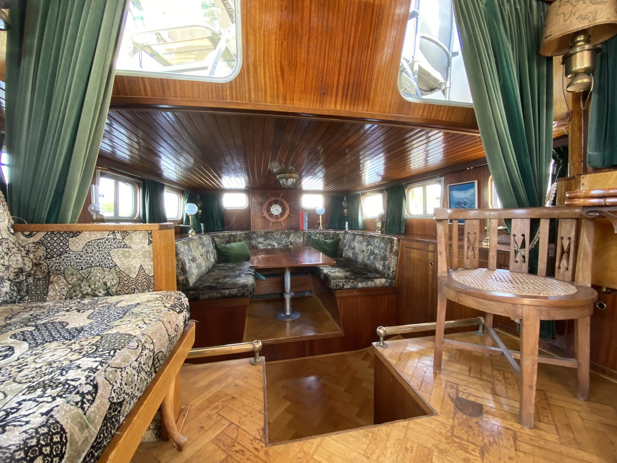 foto: 25 Gillissen  1130 AK Spiegelkotter