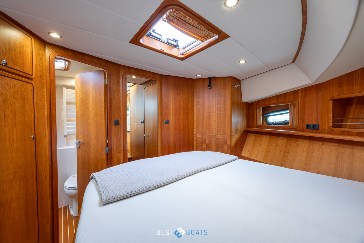 foto: 29 Linssen Grand Sturdy 500 AC Variotop 