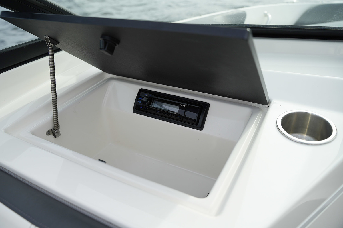 foto: 16 Sea Ray 19 SPX