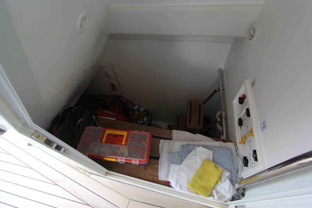 foto: 13 Sealine  T50