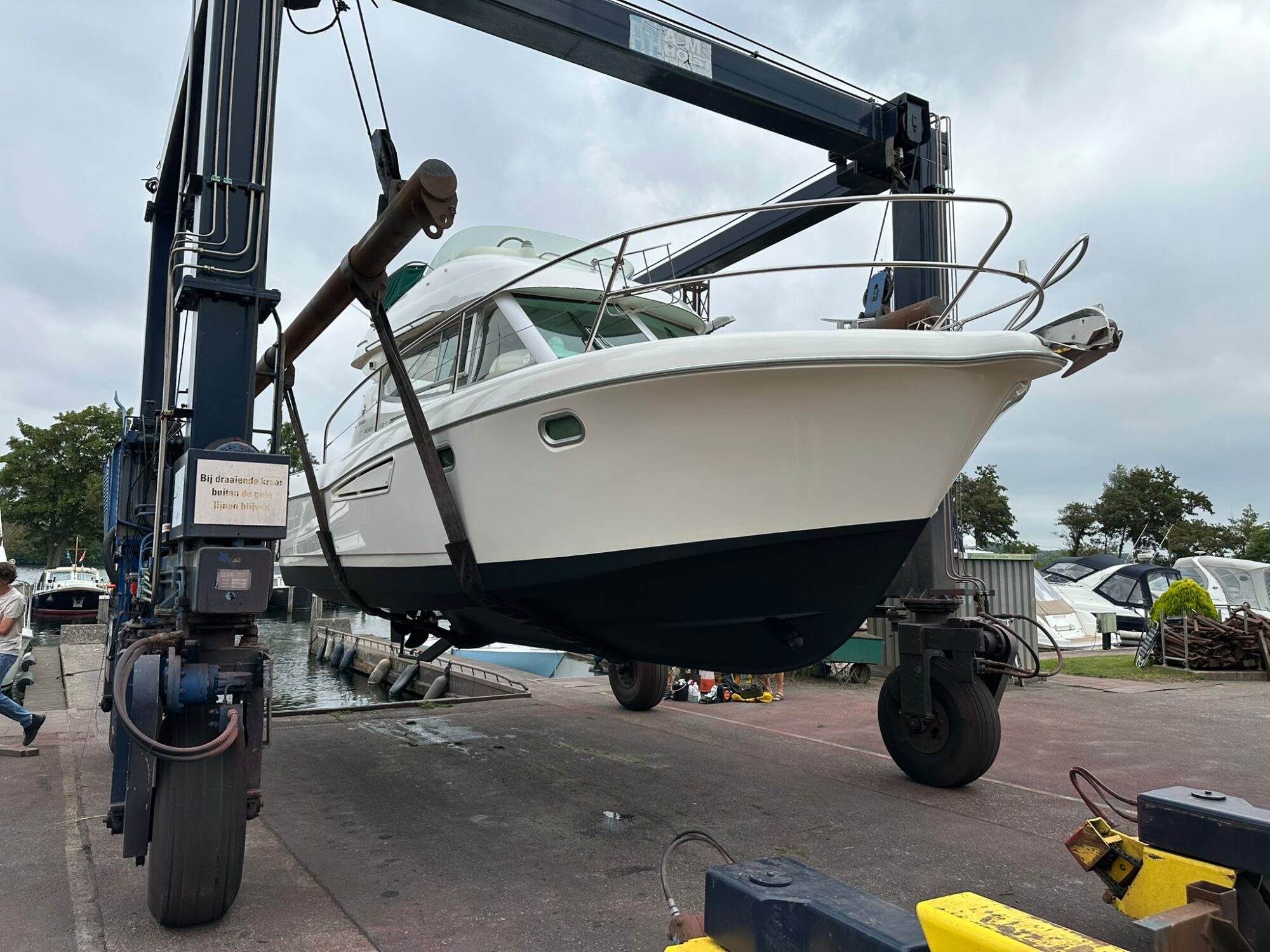 foto: 23 Jeanneau Jeanneau Merry Fisher 9.25 Flybridge