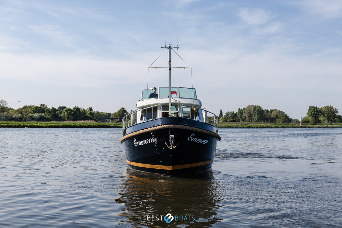 foto: 14 Linssen Grand Sturdy 380 AC 