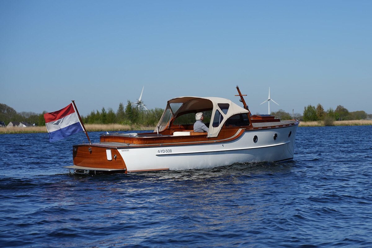 foto: 20 Rapsody 29 OC-F Oyster White Limited Edition