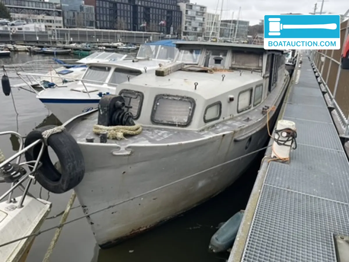 hoofdfoto: 1 Motorboat 1600