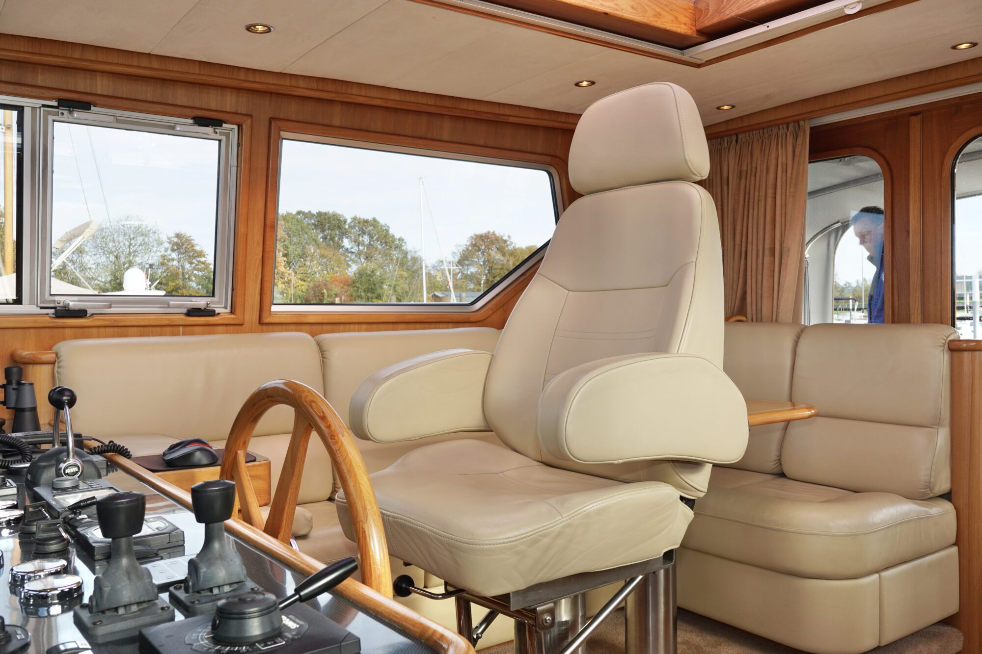 foto: 22 Van den Hoven Van den Hoven Exclusive 18.00 VS