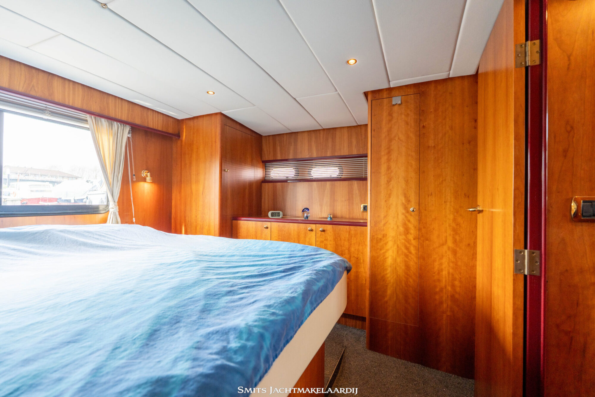foto: 77 Pacific Pacific Allure 148 VS