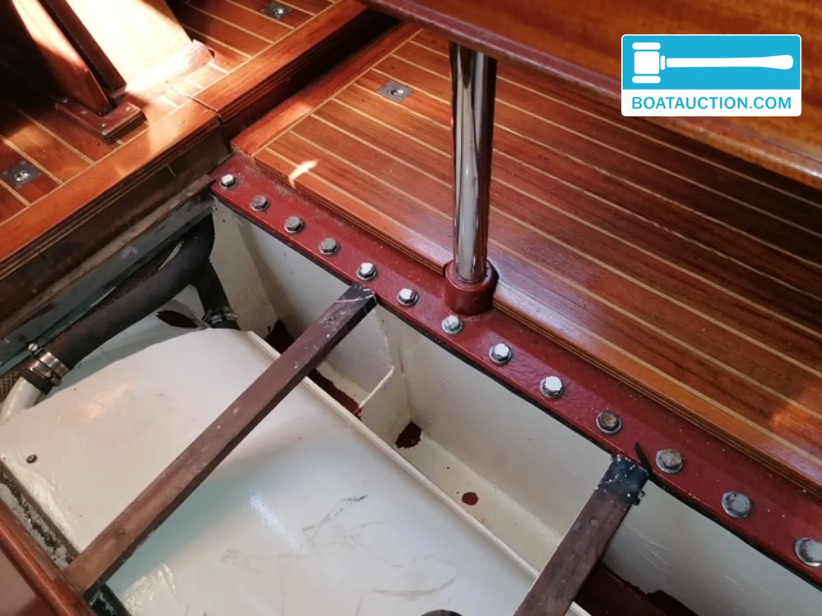 foto: 14 Huisman 1100