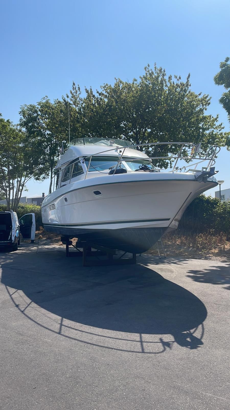 foto: 33 Jeanneau Prestige 36 Fly